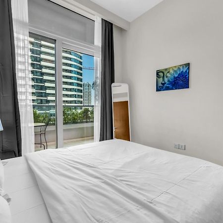 Wonderful Reva Aparthotel Downtown Dubai Exterior photo